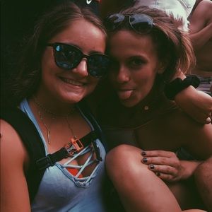 Meet your Posher, Meri